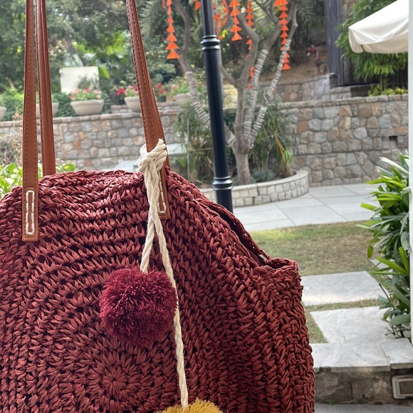 American eagle outfitters round jute bag - Picture 6 of 9